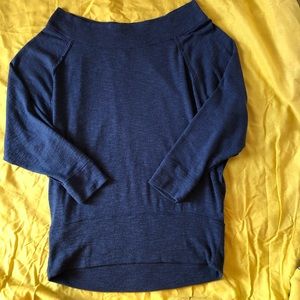 Like new Off shoulder free people top